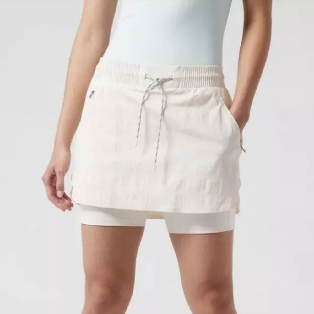 Athleta Trekkie Skort With Zip Pockets